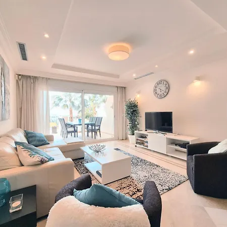 Bhost - Aloha Hill Club ماربيا