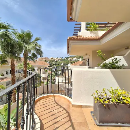 Bhost - Aloha Hill Club شقة
