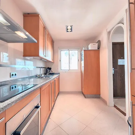 Bhost - Aloha Hill Club * ماربيا